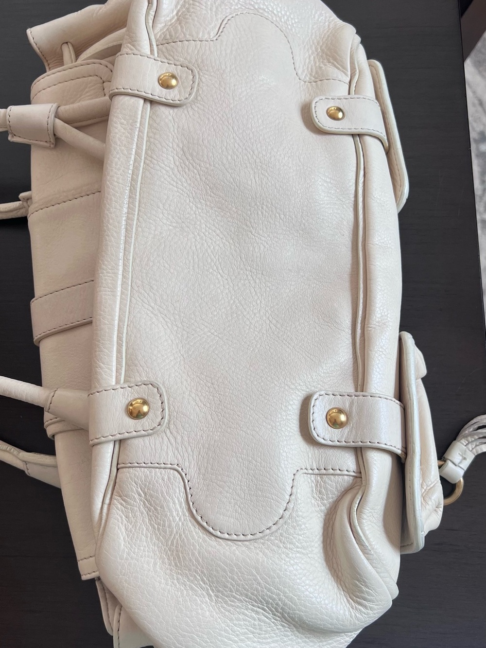 Salvatore Ferragamo Cream Shoulder Satchel Bag - Elegant Everyday Carry - Picture 3 of 5
